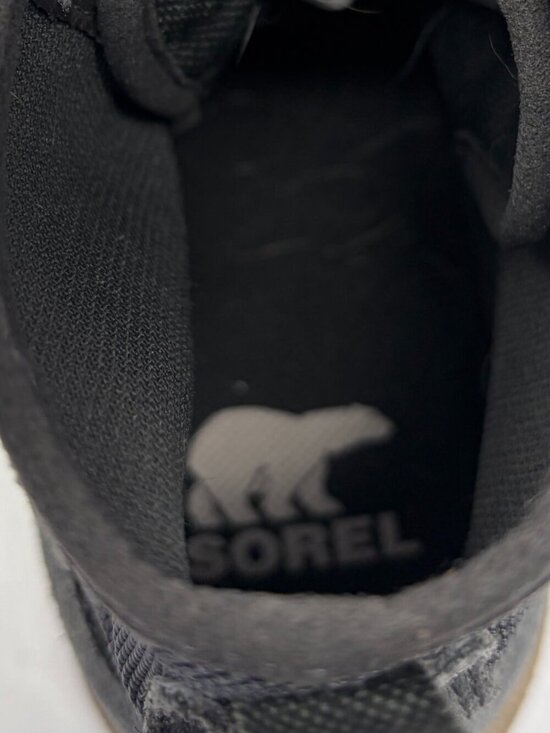 Sorel men\'s OTM Caribou Chukka Boots 8 grey suede ankle